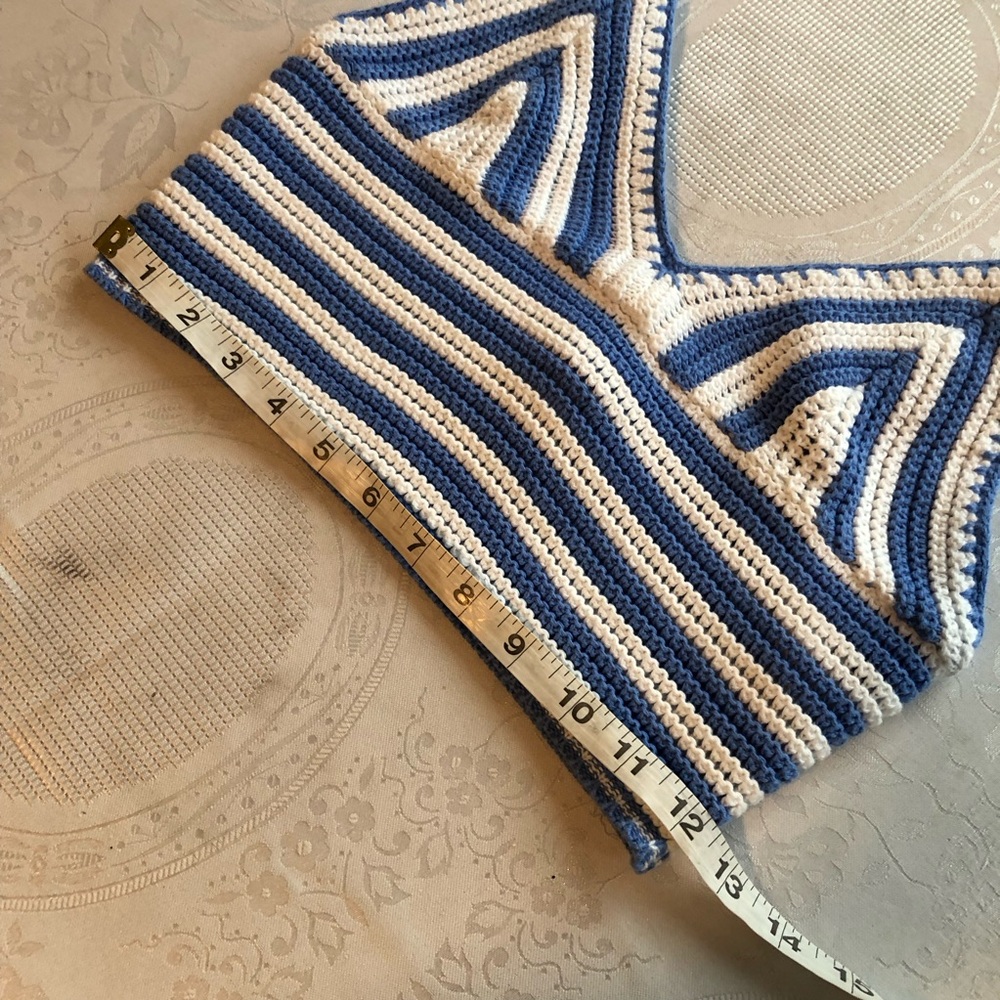 Hollister Blue/White Striped Crochet Knitted Crop Top Shirt Women’s Size S - Picture 13 of 16
